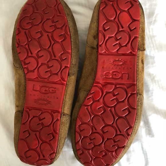 Ugg moccasins - Picture 3 of 3